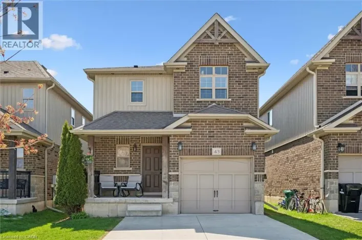 43 CAPTAIN MCCALLUM Drive, New Hamburg