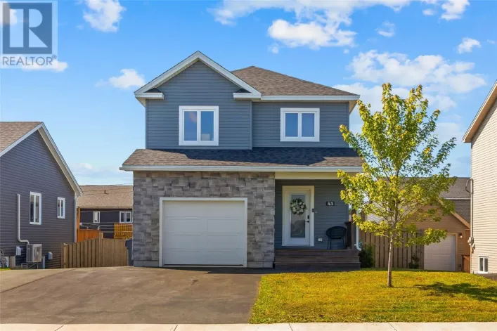 43 Challenger Crescent, Paradise