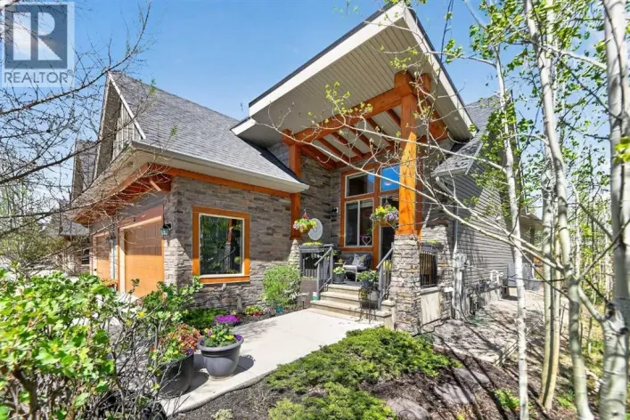 43 Cortina Villas SW, Calgary