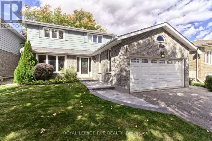43 CROWN CRESCENT, Bradford West Gwillimbury