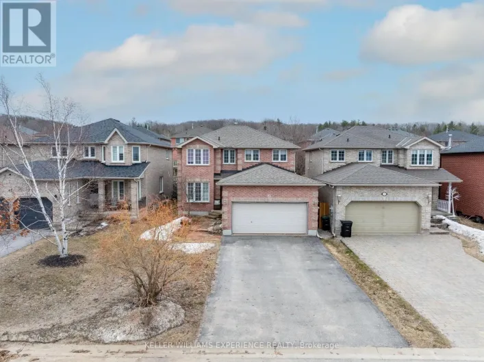 43 DUNNETT DRIVE, Barrie