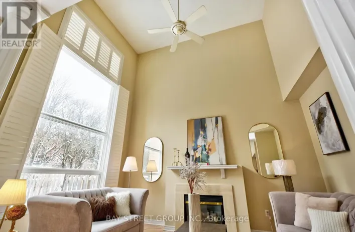 43 ENGLISH OAK DRIVE, Richmond Hill