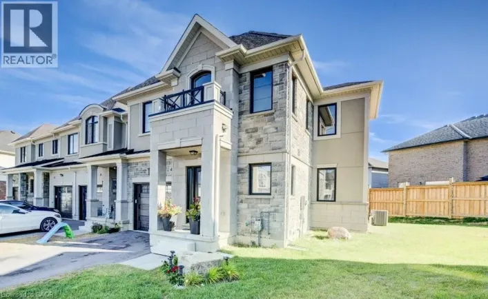 43 GENOA Drive, Hamilton