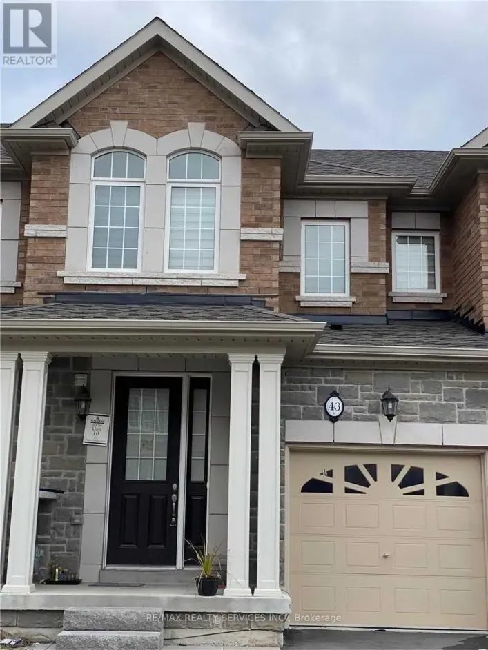 43 HOGAN MANOR DRIVE, Brampton