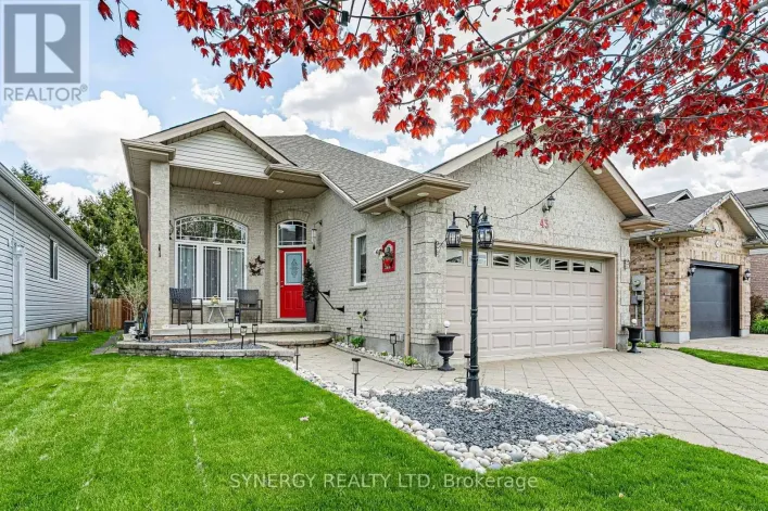 43 JUNIPER CRESCENT, Strathroy-Caradoc