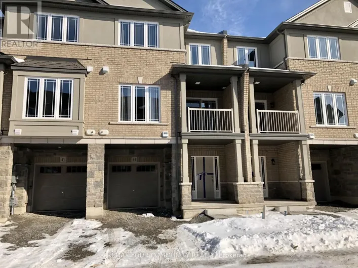 Row / Townhouse for rent: 43 LAGUNA VILLAGE CRESCENT N, Hamilton