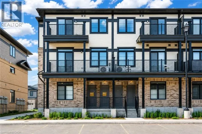 Row / Townhouse for sale: 43 LOMOND Lane, Kitchener