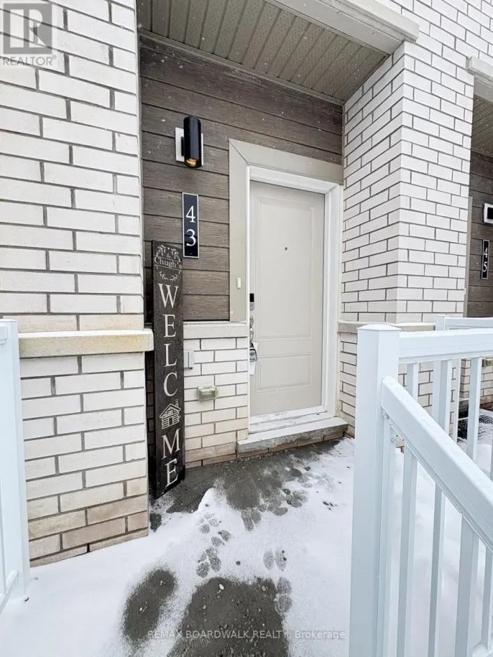 43 PYRITE PRIVATE, Ottawa