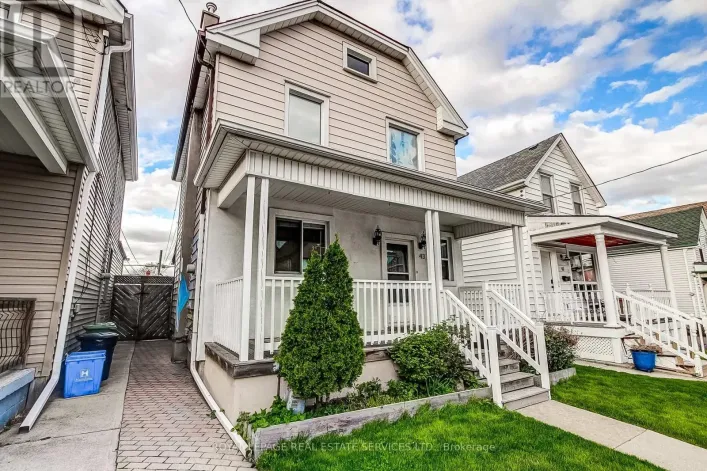 43 ROSEMONT AVENUE, Hamilton