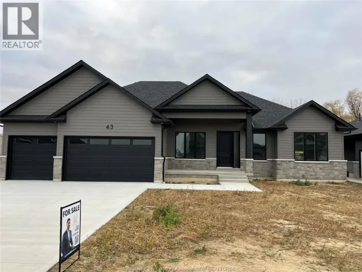 43 ROSEWOOD CRESCENT, Chatham