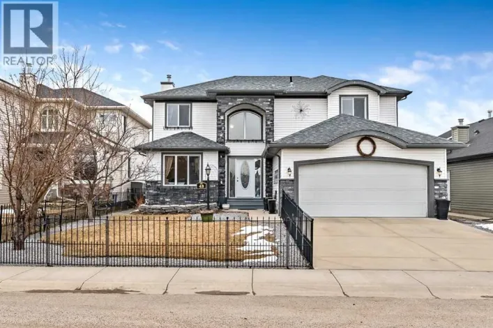 43 Sheep River Heights, Okotoks