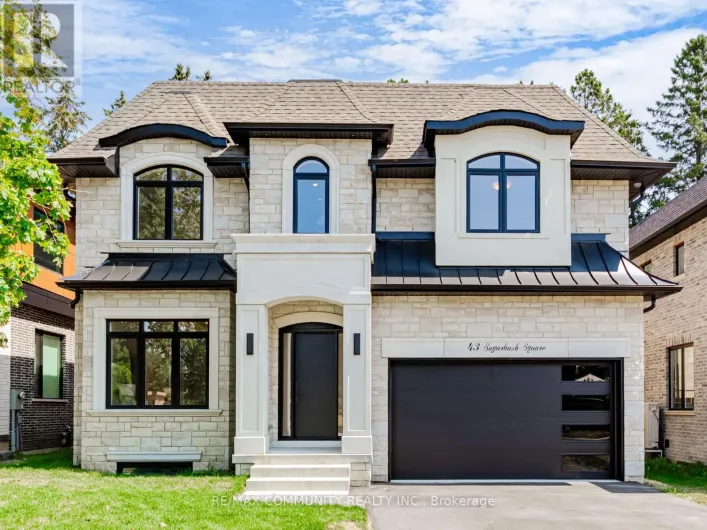 43 SUGARBUSH SQUARE E, Toronto