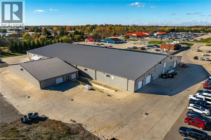 43 TALBOT Street E, Cayuga