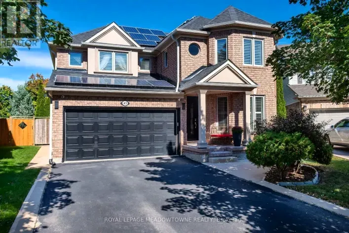 43 THORPE CRESCENT, Brampton