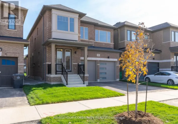 43 TWEEDHILL AVENUE, Caledon