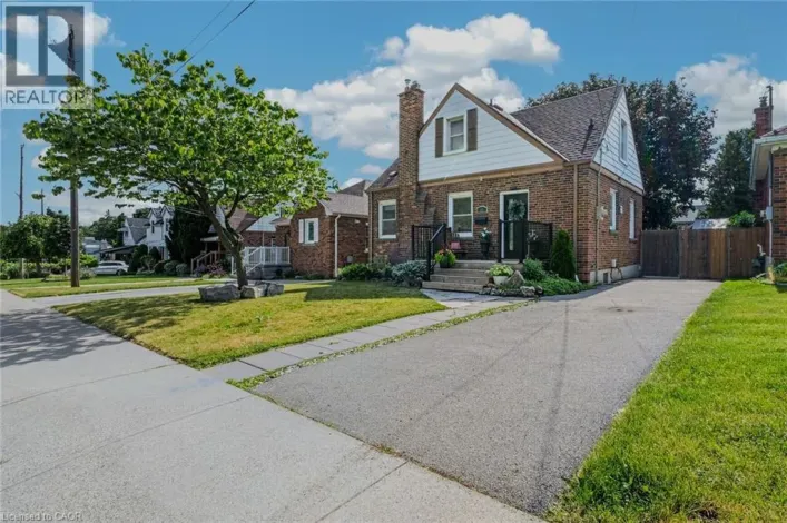 43 WOODBRIDGE Road, Hamilton