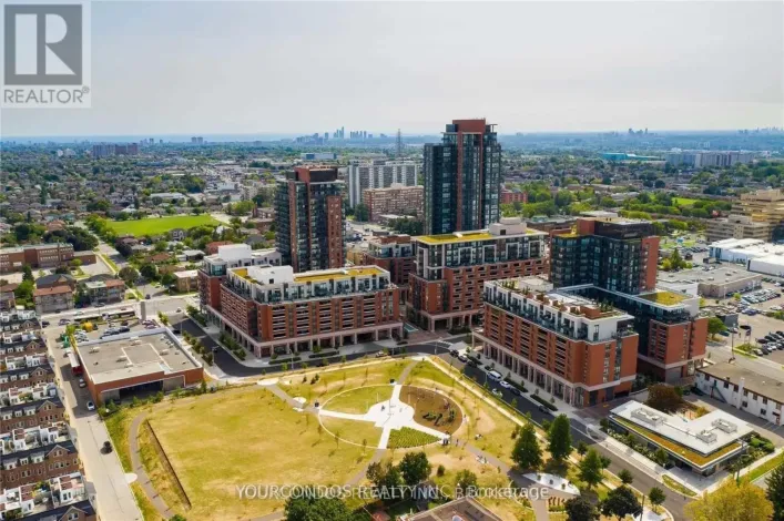 430 - 36 VIA BAGNATO, Toronto