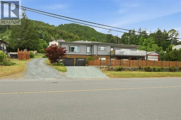 430 Davis Rd, Ladysmith