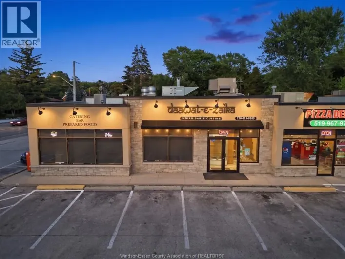 4300 HOWARD, Windsor