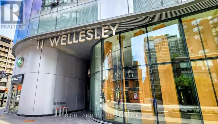 4301 - 11 WELLESLEY STREET W, Toronto
