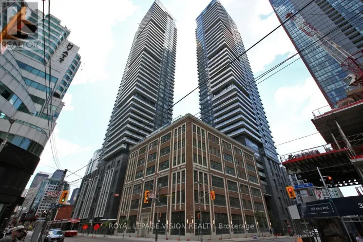 4307 - 115 BLUE JAYS WAY, Toronto