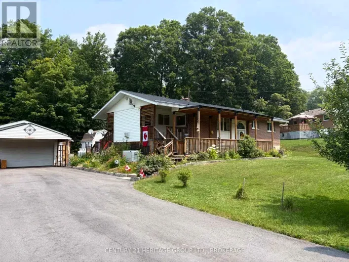 House for sale: 4309 MAPLE DRIVE, Frontenac