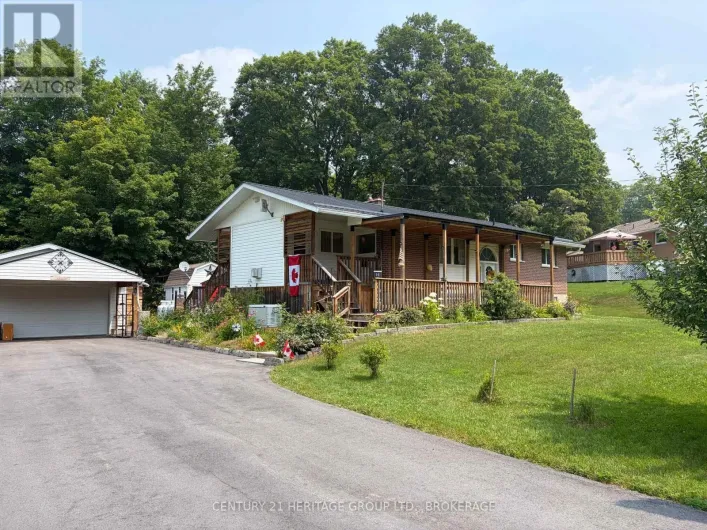 4309 MAPLE DRIVE, Frontenac