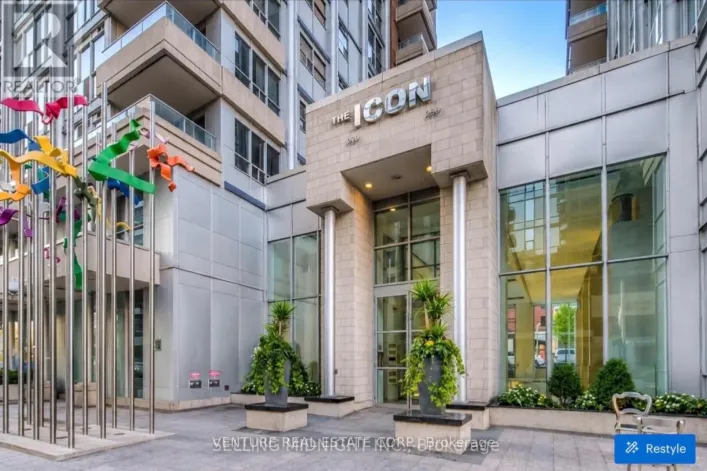 431 - 250 WELLINGTON STREET W, Toronto