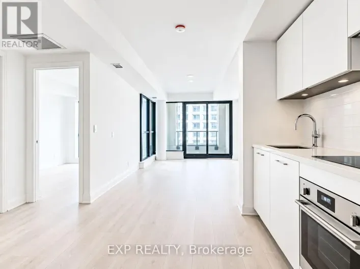 431 - 33 FREDERICK TODD WAY, Toronto