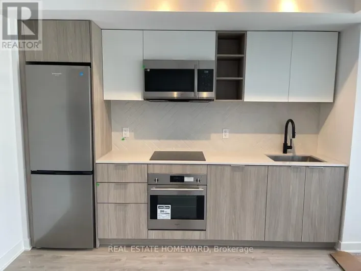 431 - 36 ZORRA STREET, Toronto