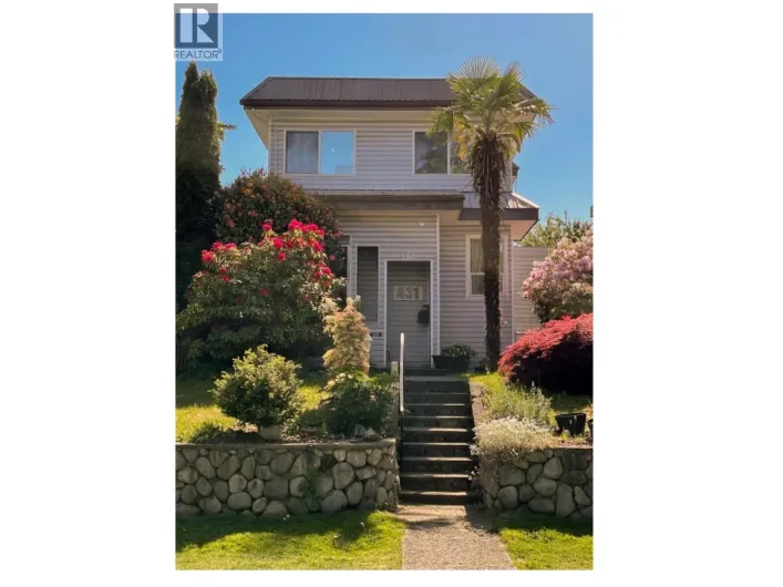 431 E 2ND STREET, North Vancouver