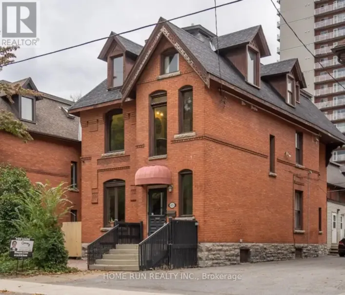 431 GILMOUR STREET, Ottawa