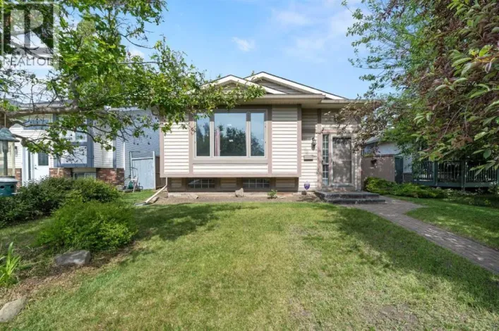 431 Shawbrooke Circle SW, Calgary