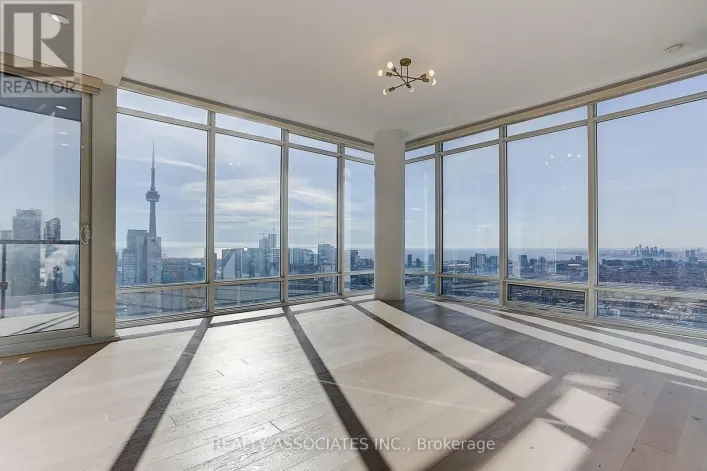 4310 - 488 UNIVERSITY AVENUE, Toronto