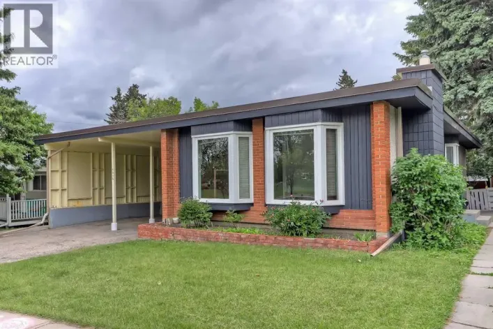 4315 Charleswood Drive NW, Calgary
