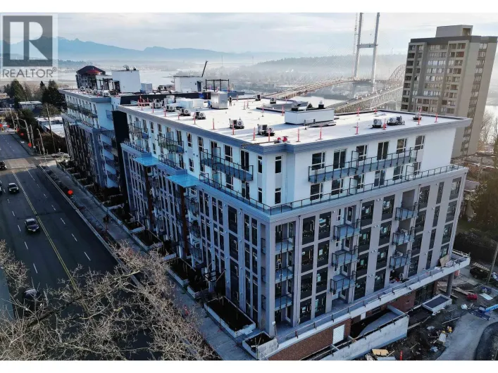 432 82 FIRST STREET, New Westminster