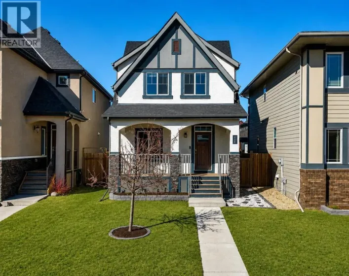 432 Marquis Heights SE, Calgary