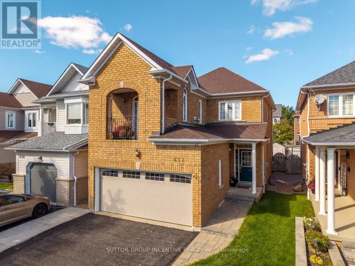 432 WOODSMERE CRESCENT, Pickering