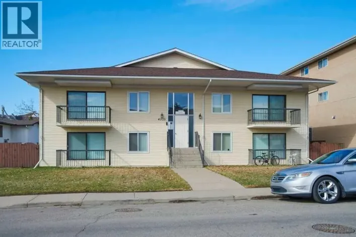 4323 75 Street NW, Calgary