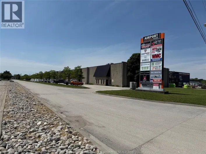 4325 County Rd 42 Unit# 9, Tecumseh