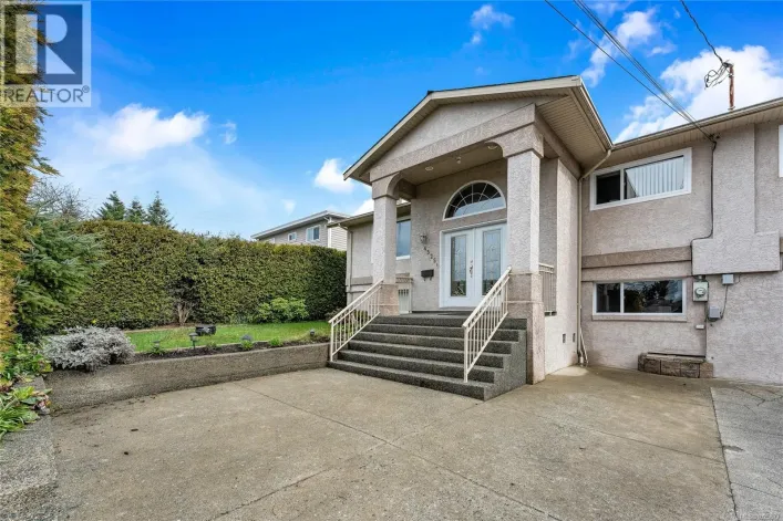 4325 Dieppe Rd, Saanich