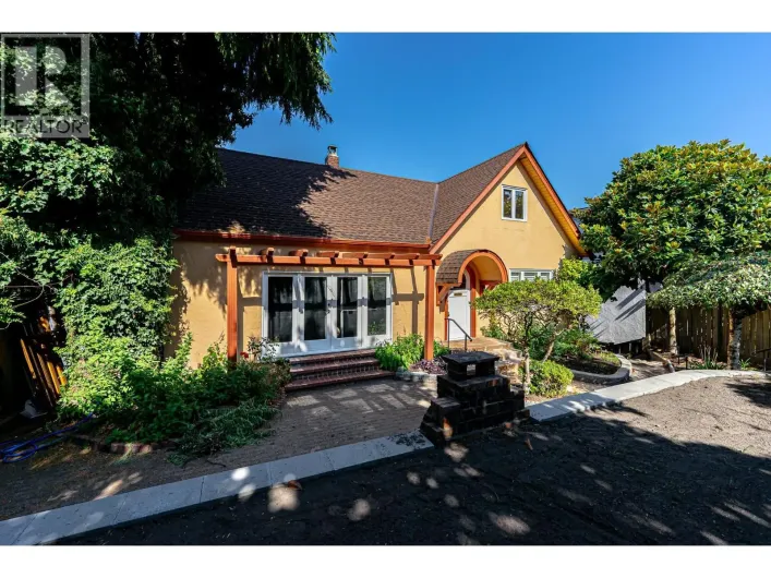 4327 LOCARNO CRESCENT, Vancouver