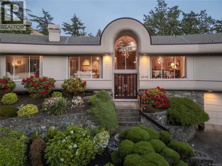 4329 Stoneywood Lane, Saanich