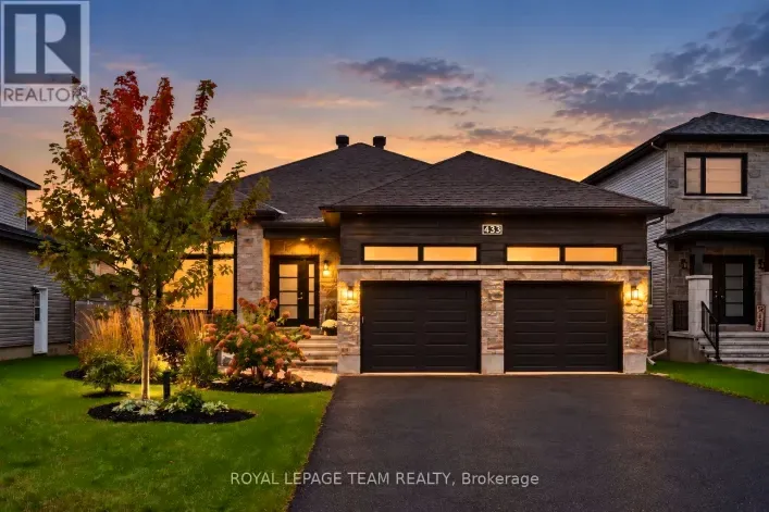 433 AURORA STREET, Russell