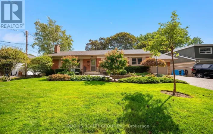 4334 SPRUCE AVENUE, Burlington