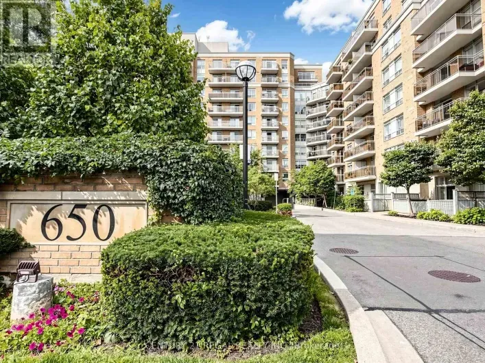 434 - 650 LAWRENCE AVENUE W, Toronto