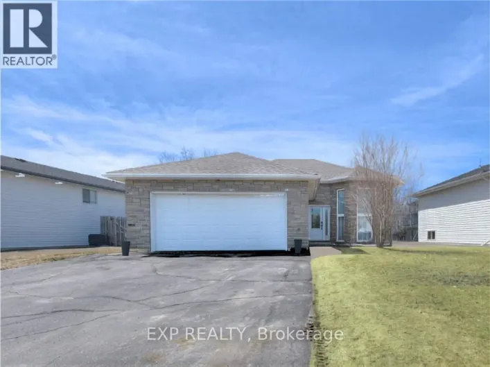 4343 CHATEAU CRESCENT, Greater Sudbury