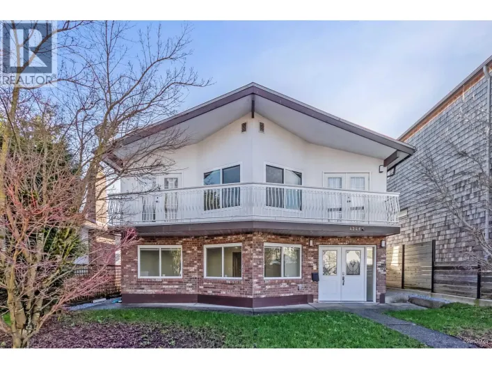 4346 DUNDAS STREET, Burnaby