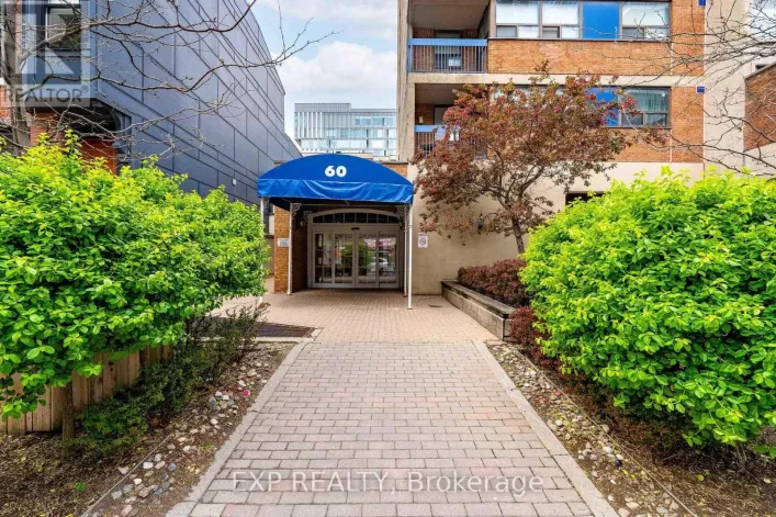 435 - 60 ST PATRICK STREET, Toronto