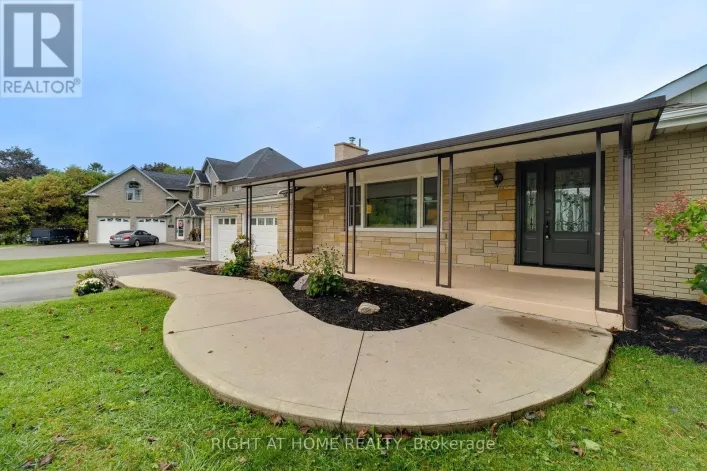 435 PARKSIDE DRIVE, Hamilton